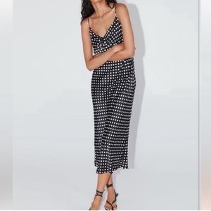 Zara slip blk polka dot dress - never been worn